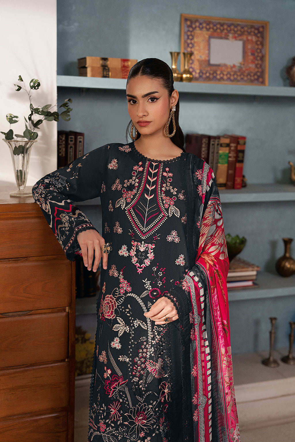 Ramsha | Mashaal Luxury Lawn VOl 16 | L-1603