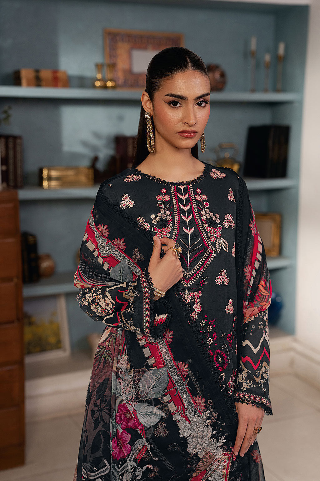 Ramsha | Mashaal Luxury Lawn VOl 16 | L-1603