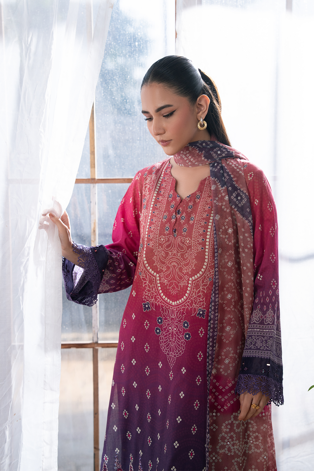 Daria | Chunri Lawn | DA-110