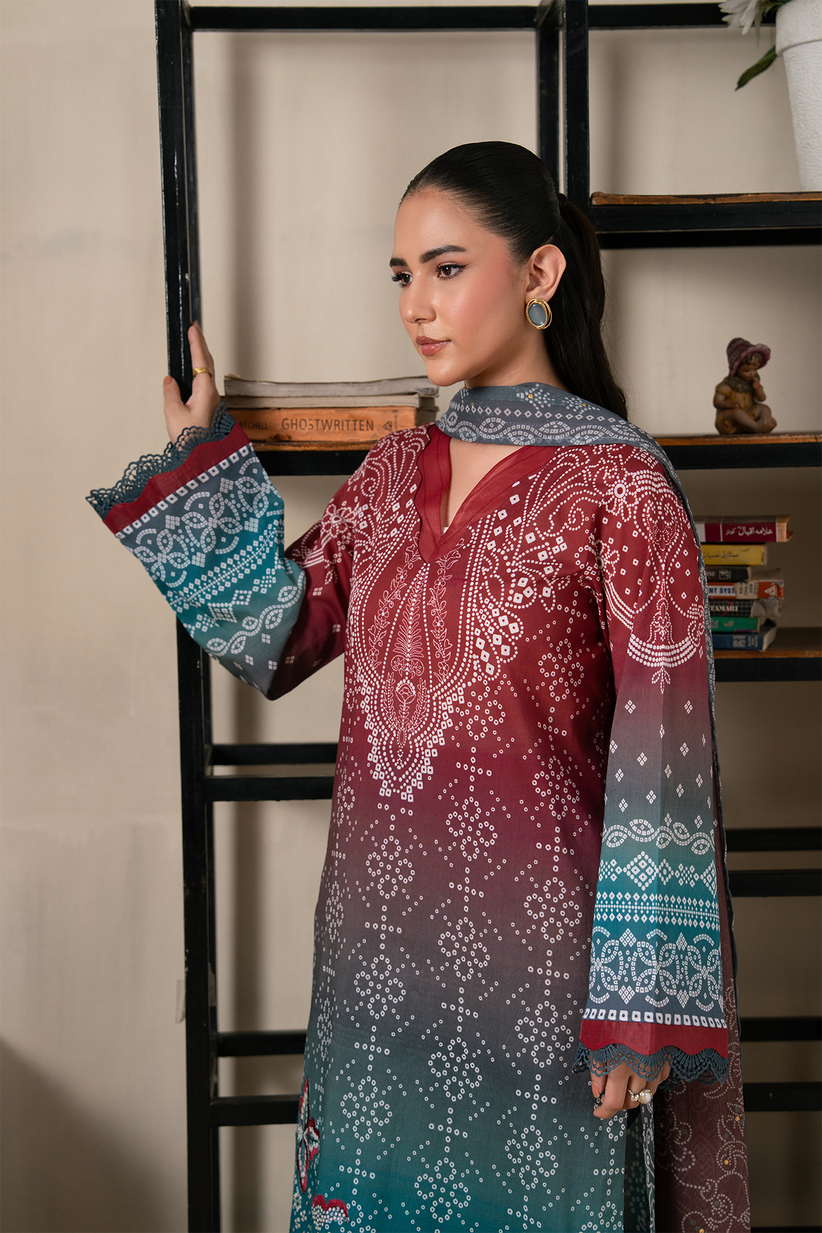Daria | Chunri Lawn | DA-108