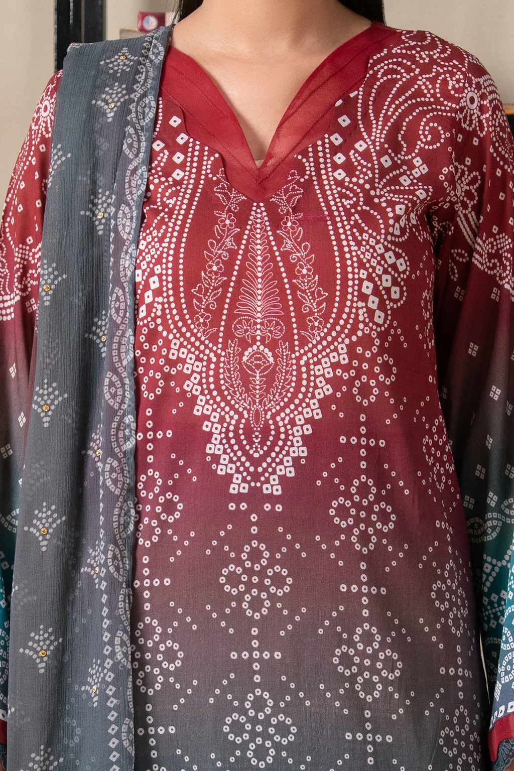 Daria | Chunri Lawn | DA-108