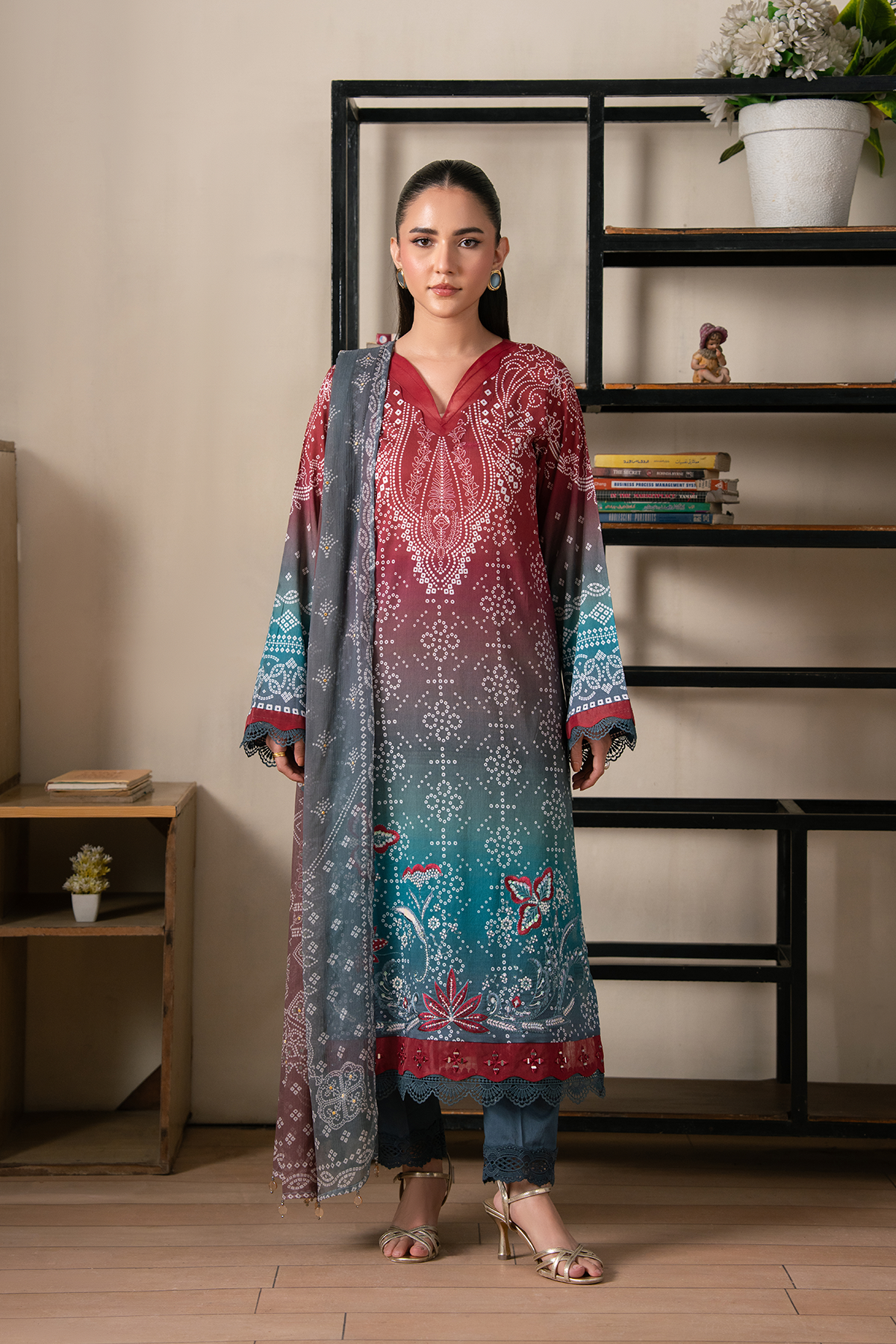 Daria | Chunri Lawn | DA-108