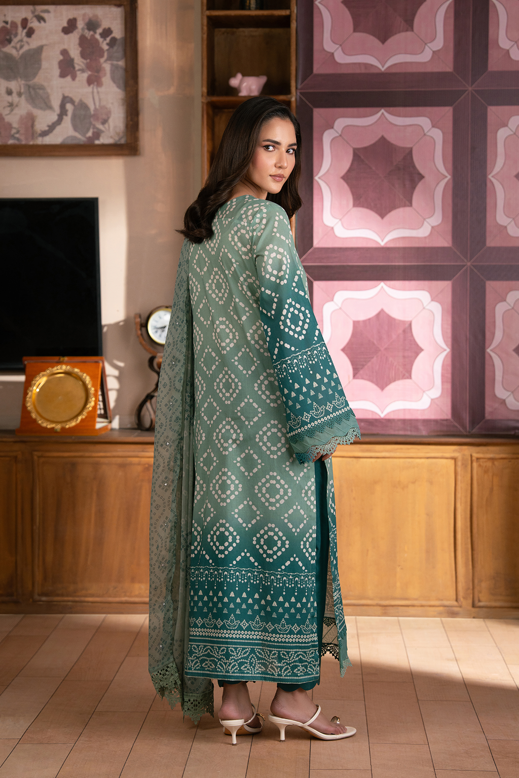 Daria | Chunri Lawn | DA-107