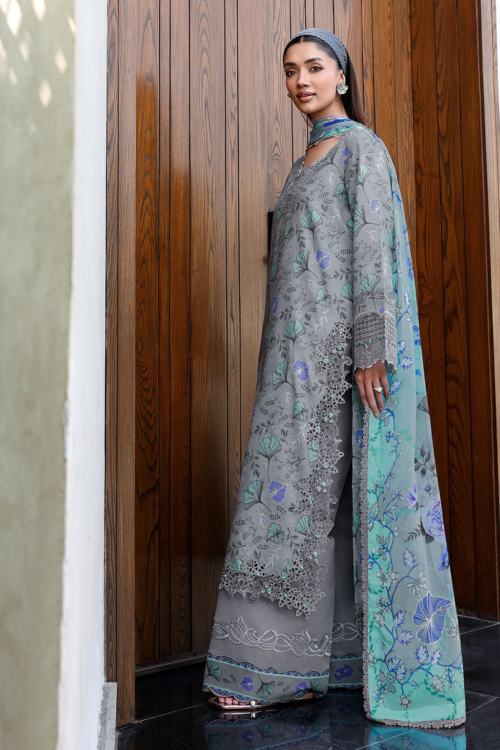 Ramsha | Rangrez Lawn VOL 9 | N-901