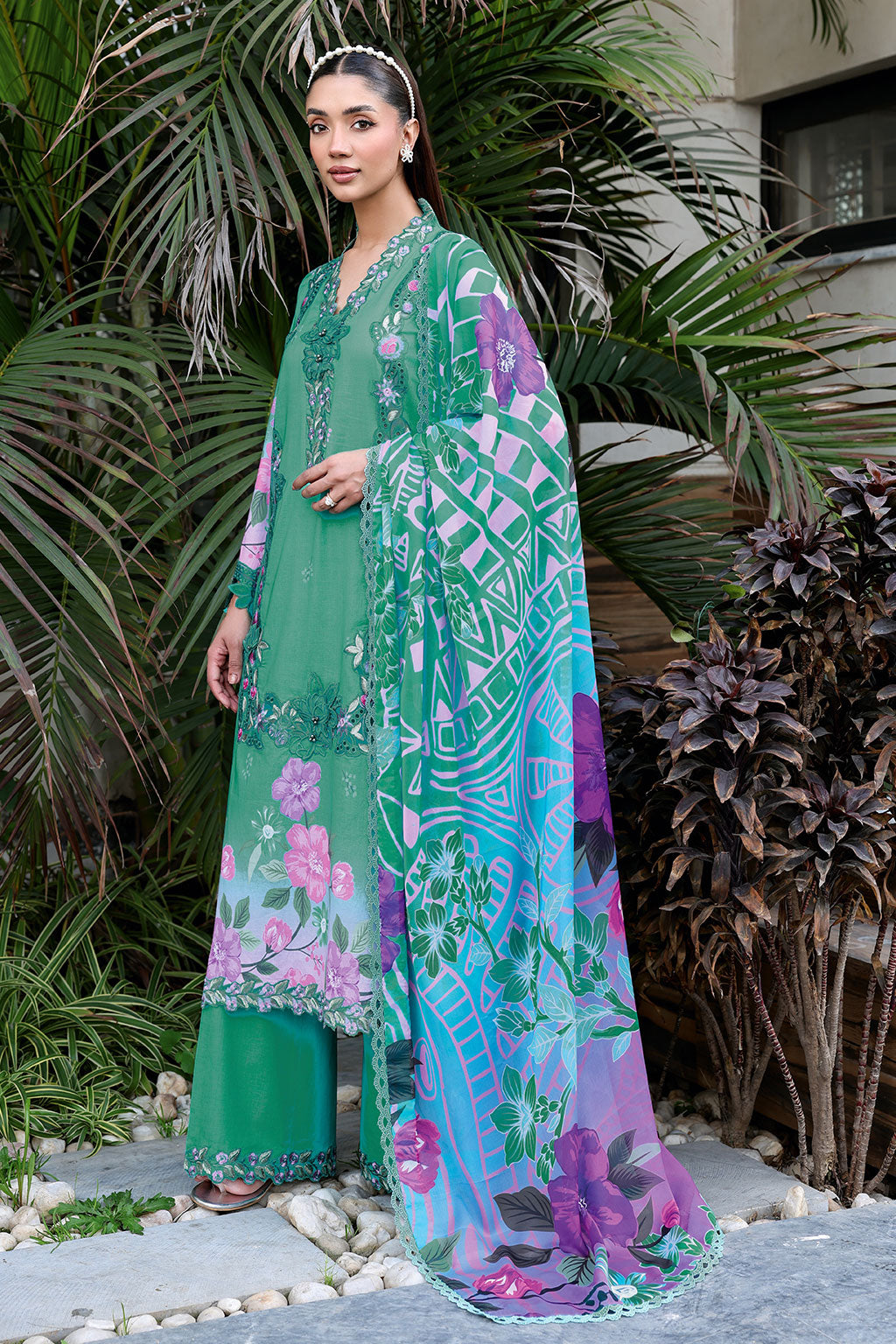 Ramsha | Rangrez Lawn VOL 9 | N-910
