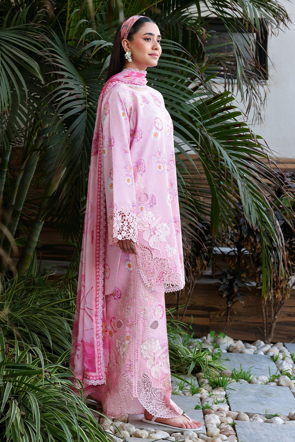 Ramsha | Rangrez Lawn VOL 9 | N-902