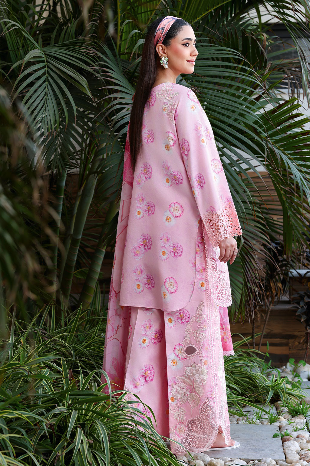 Ramsha | Rangrez Lawn VOL 9 | N-902