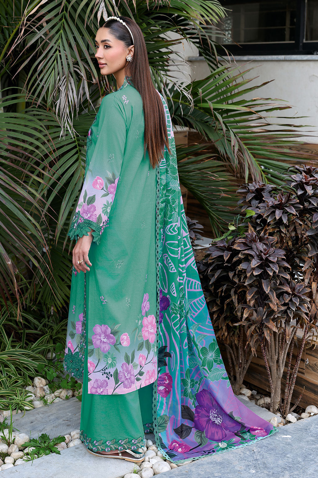 Ramsha | Rangrez Lawn VOL 9 | N-910