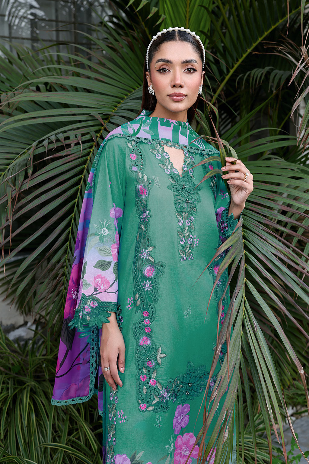 Ramsha | Rangrez Lawn VOL 9 | N-910