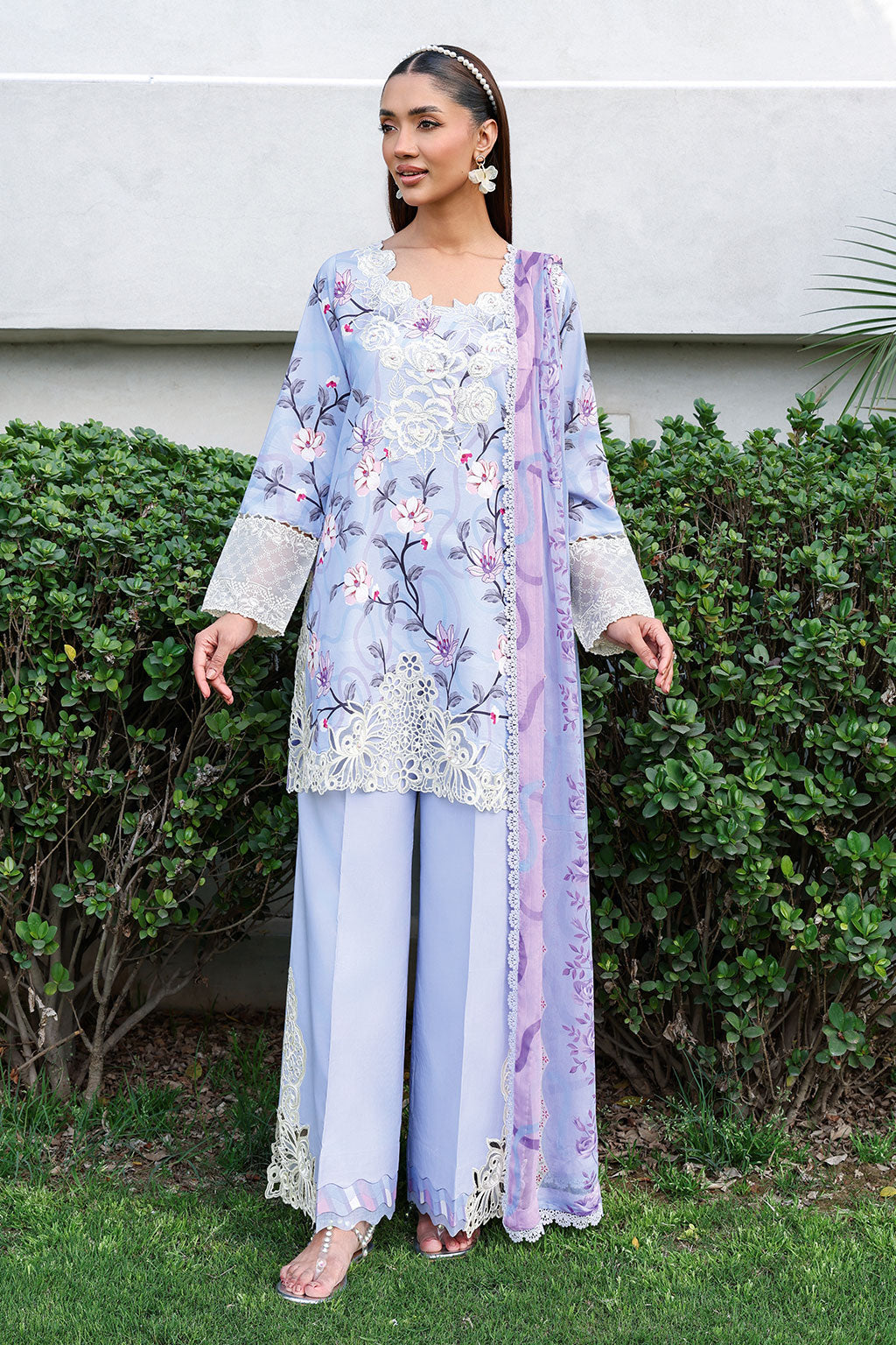 Ramsha | Rangrez Lawn VOL 9 | N-905