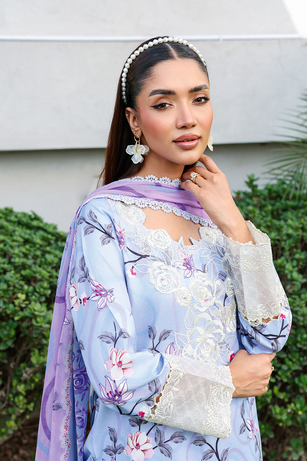 Ramsha | Rangrez Lawn VOL 9 | N-905