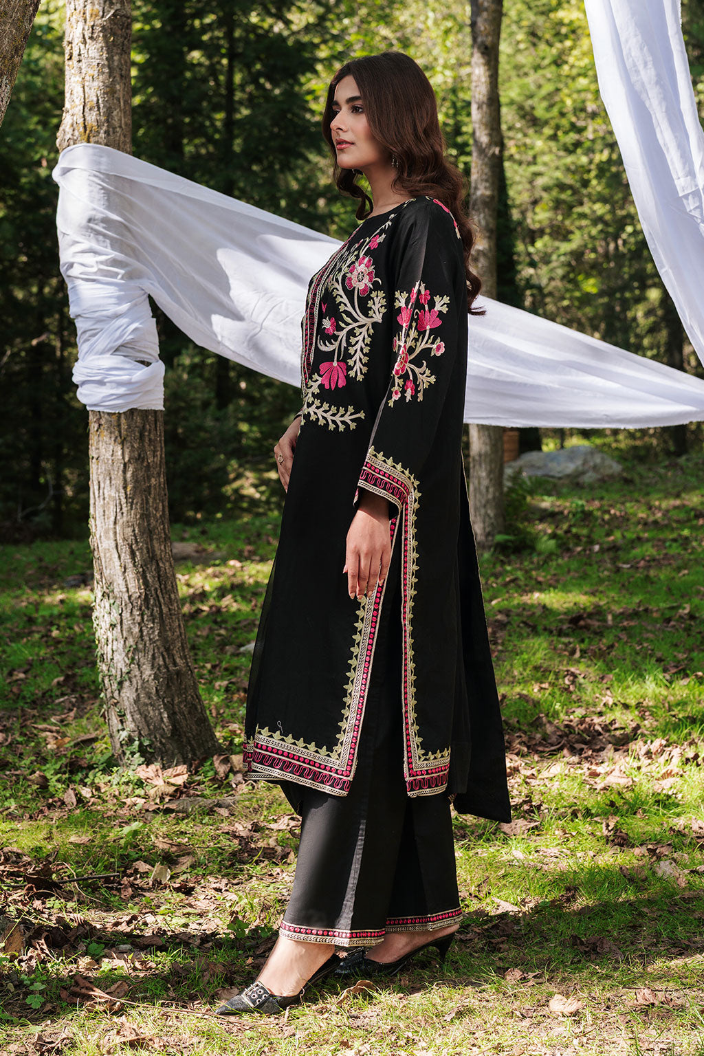 Afsanah | Silent In The Pine Tale | AL-109