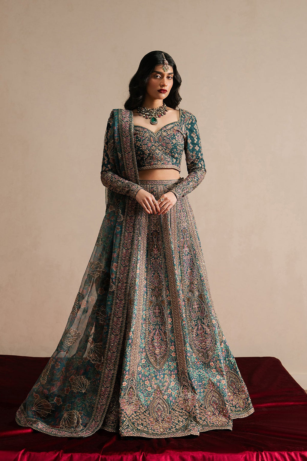 Ayzel | Qurbat Silk Festive Collection '26 | Tassavur