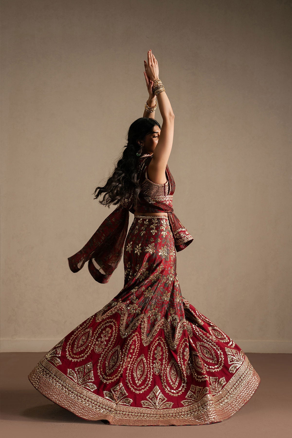 Ayzel | Qurbat Silk Festive Collection '26 | Taaruf