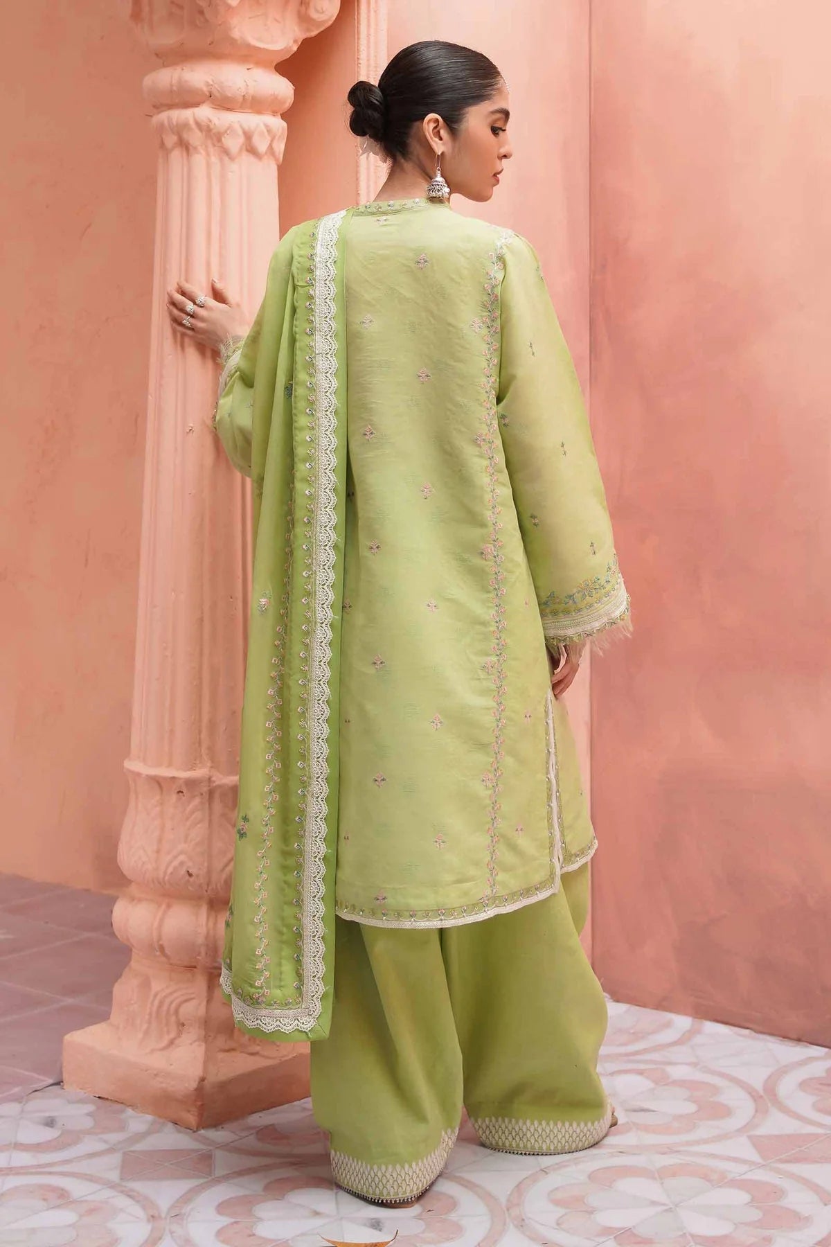 Zara Shahjahan | Lawn 2023 |  15B - modrenshoppingmall